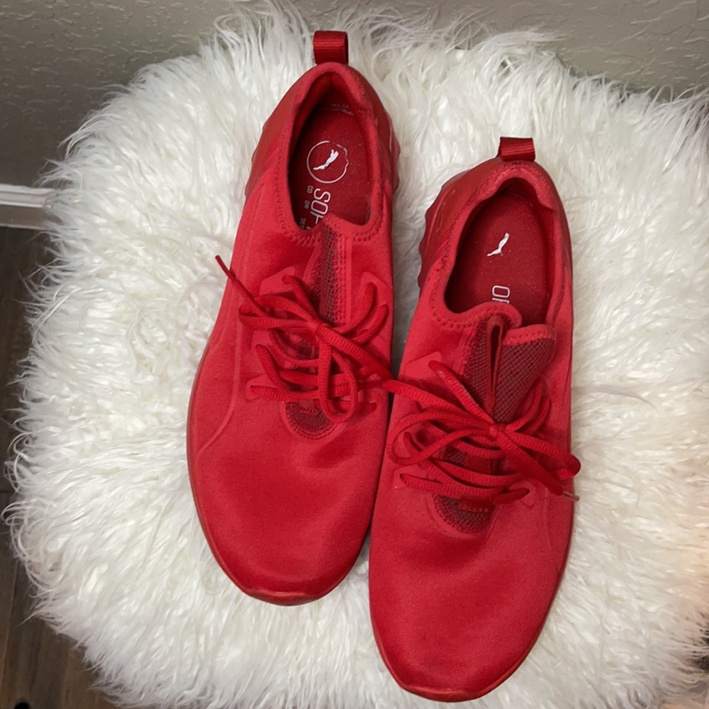 Red Puma - Picture 5 of 6